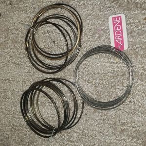 3 sets of bangle bracelets 31 in all